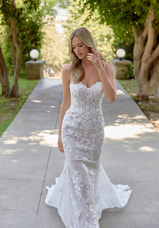 Essense of Australia D4344 Fit-and-Flare Wedding Dress - 4