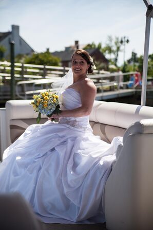 Pontoon Boat Bridal Transportation