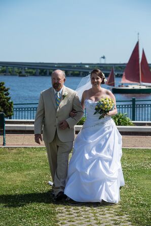 Waterfront Park Wedding with Sailboat Backdrop