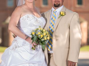 It took 12 years and 3 states before Christine (Chris), 38 and Shawn, 41 got engaged after first meeting through mutual friends in New Jersey. After m