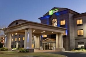 Picture of Holiday Inn Express Hotel and Suites of Opelika / Auburn an IHG Hotel