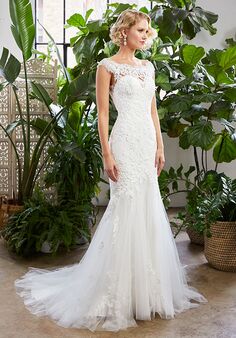 Beloved by Casablanca Bridal BL329 Darcey Mermaid and Trumpet Wedding Dress