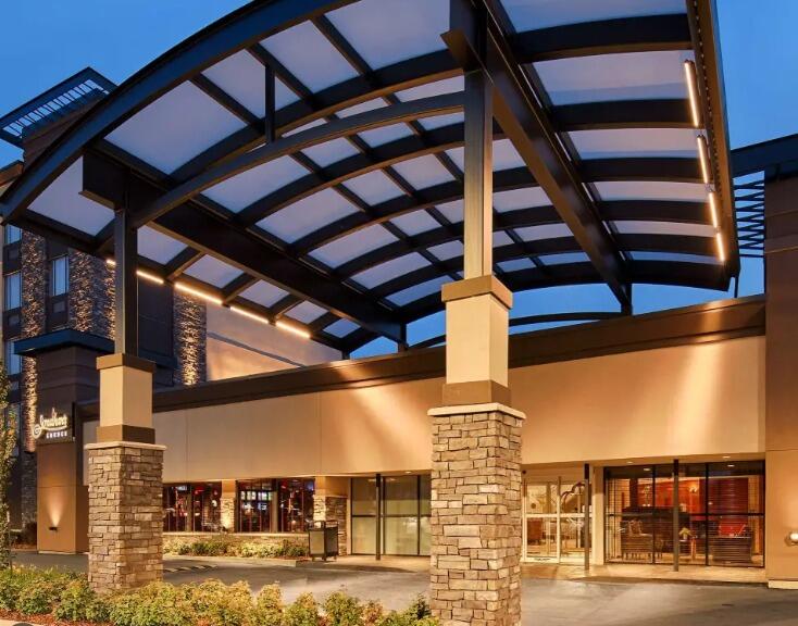 Picture of Best Western Premier Denham Inn & Suites