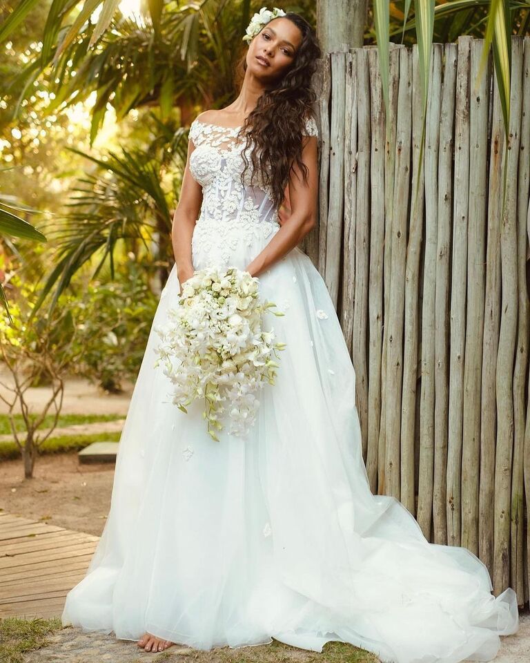 Lais Ribeiro's wedding dress by Galia Lahav