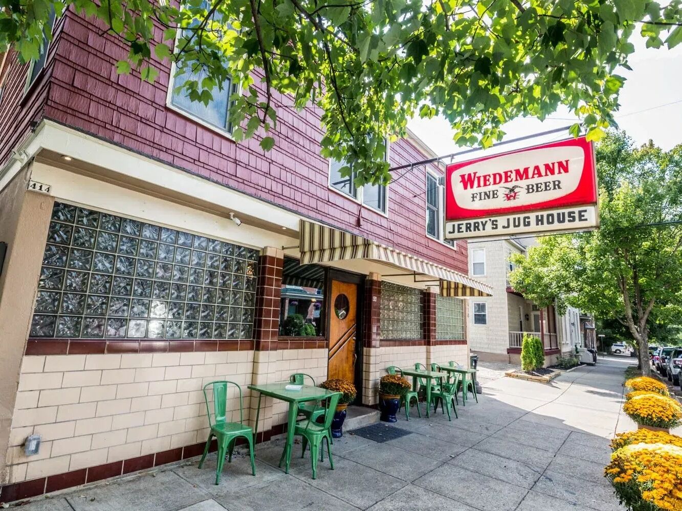 Picture of Jerry's Jug House