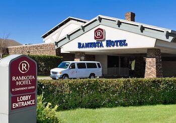 Picture of Ramkota Hotel - Bismarck