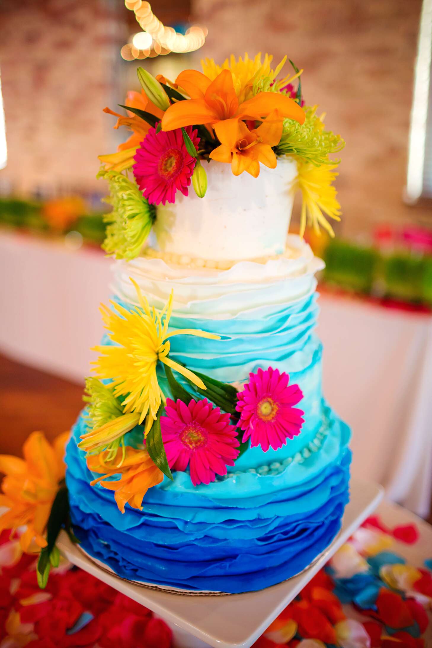 blue and yellow wedding cake