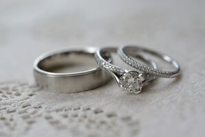 Classic Round Diamond Engagement Ring with Matching Band