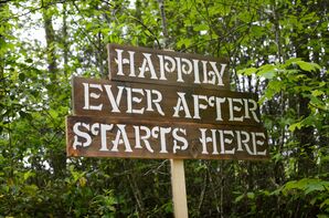 DIY Happily Ever After Wood Wedding Sign