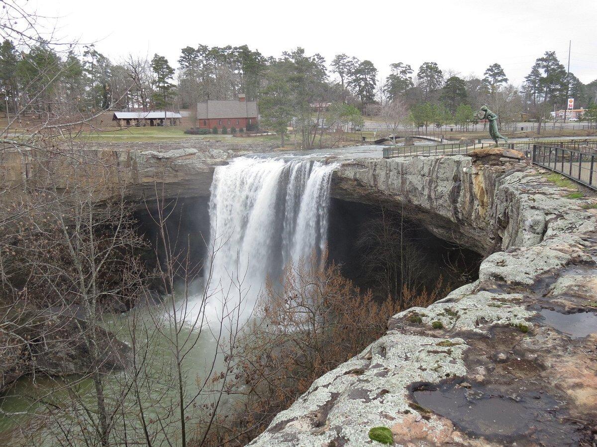 Picture of Noccalula Falls Park & Campground