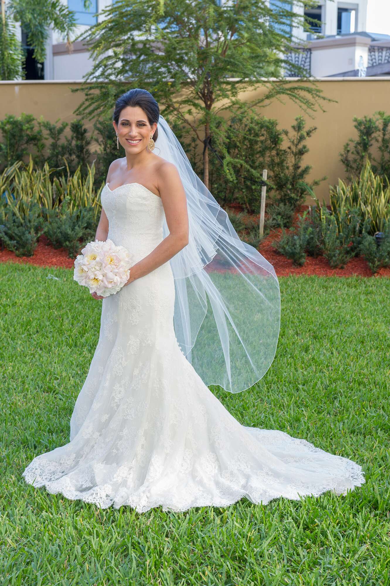 Lace Mermaid Monique Lhuillier Wedding Dress