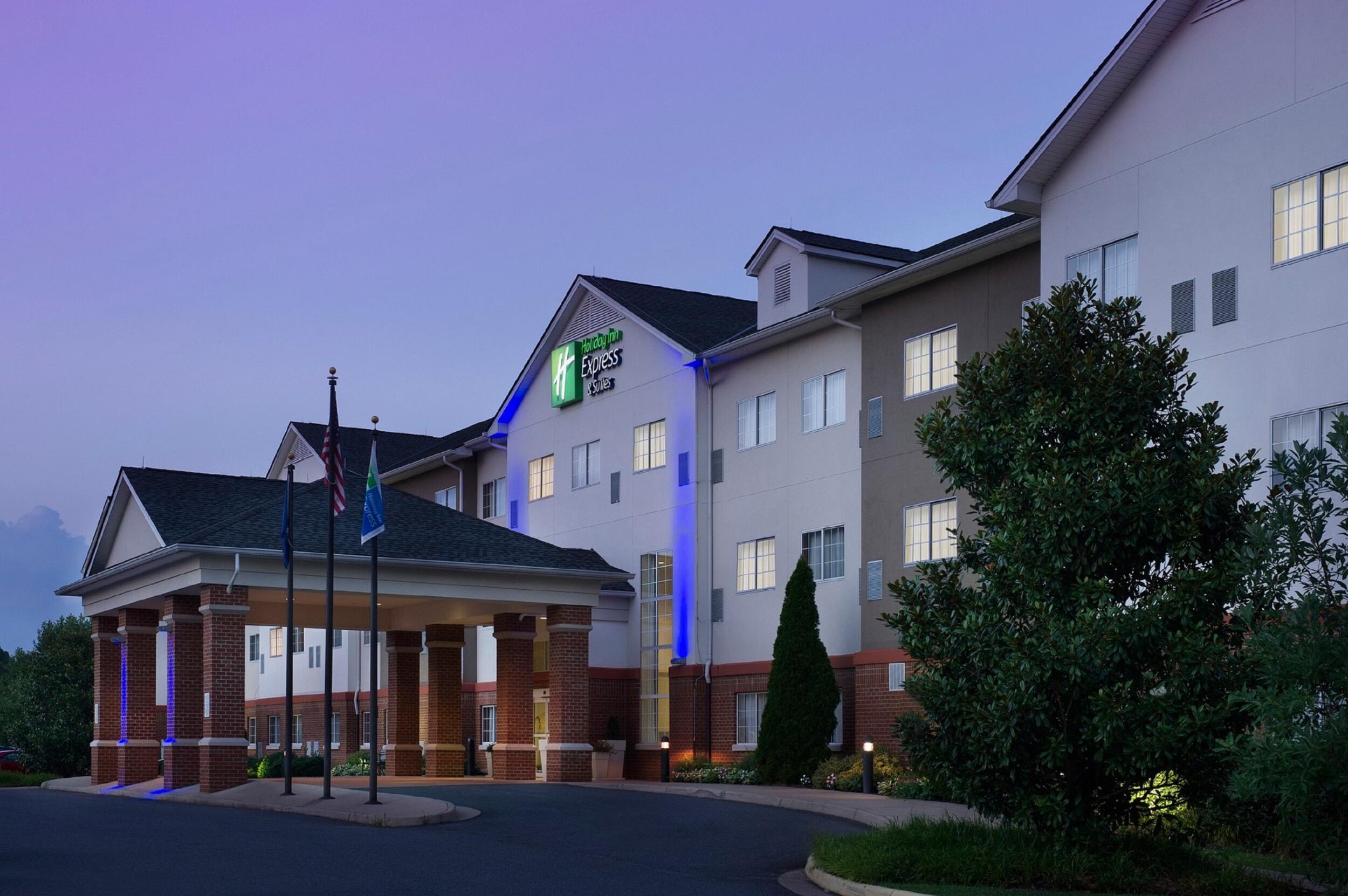 Picture of Holiday Inn Express & Suites Charlottesville - Ruckersville by IHG