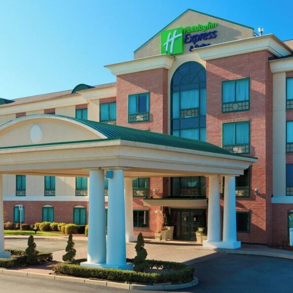 Picture of Holiday Inn Express & Suites Warwick-Providence (Airport)