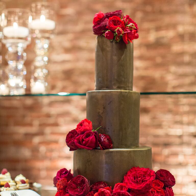 Green and red marble wedding cake