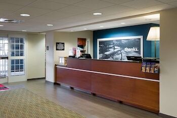Picture of Hampton Inn & Suites State College at Williamsburg Square