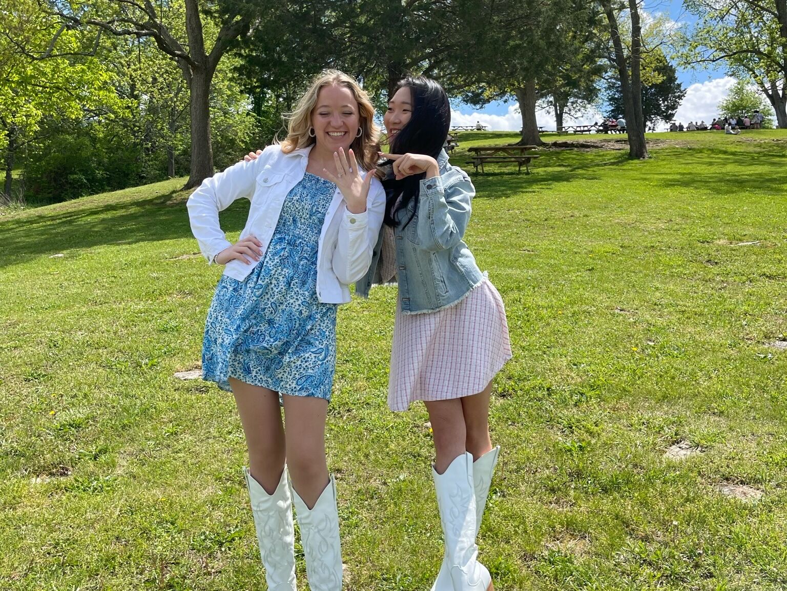 Picture of celine + corinne