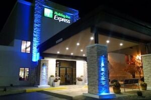 Picture of Holiday Inn Express Cloverdale (Greencastle)
