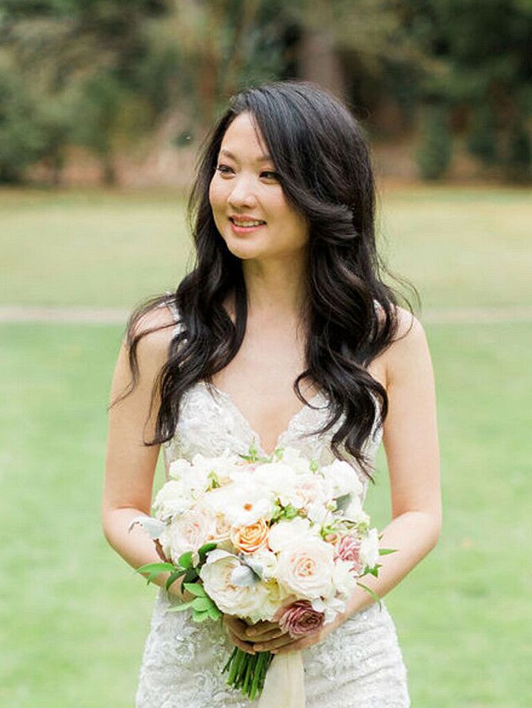 51 Wedding Hairstyles For Long Hair That Look Great Without or Without