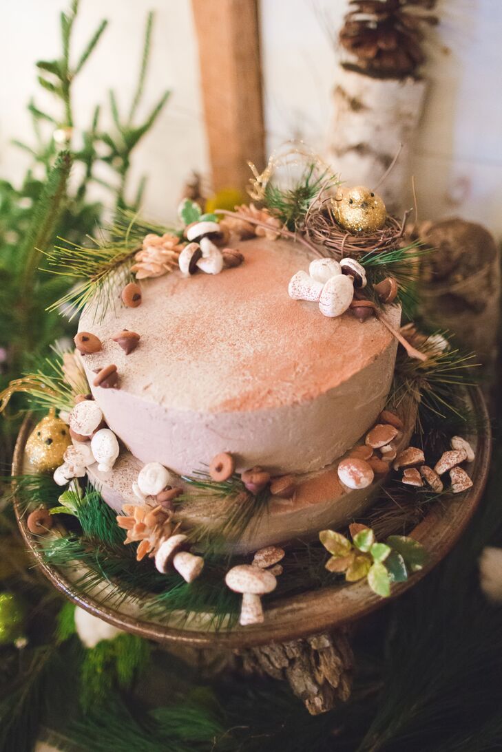 Woodland Themed Groom's Cake