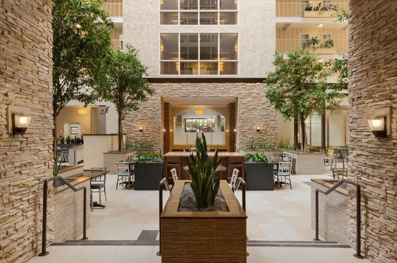 Picture of Embassy Suites by Hilton Dallas Market Center