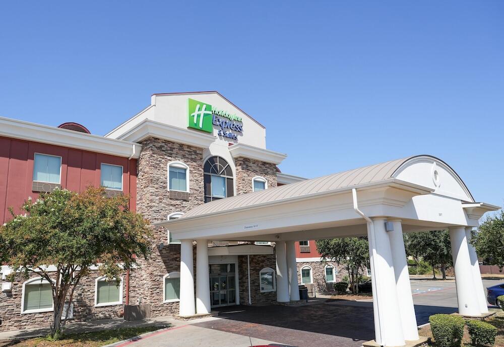 Picture of Holiday Inn Express & Suites Dallas Southwest-Cedar Hill by IHG