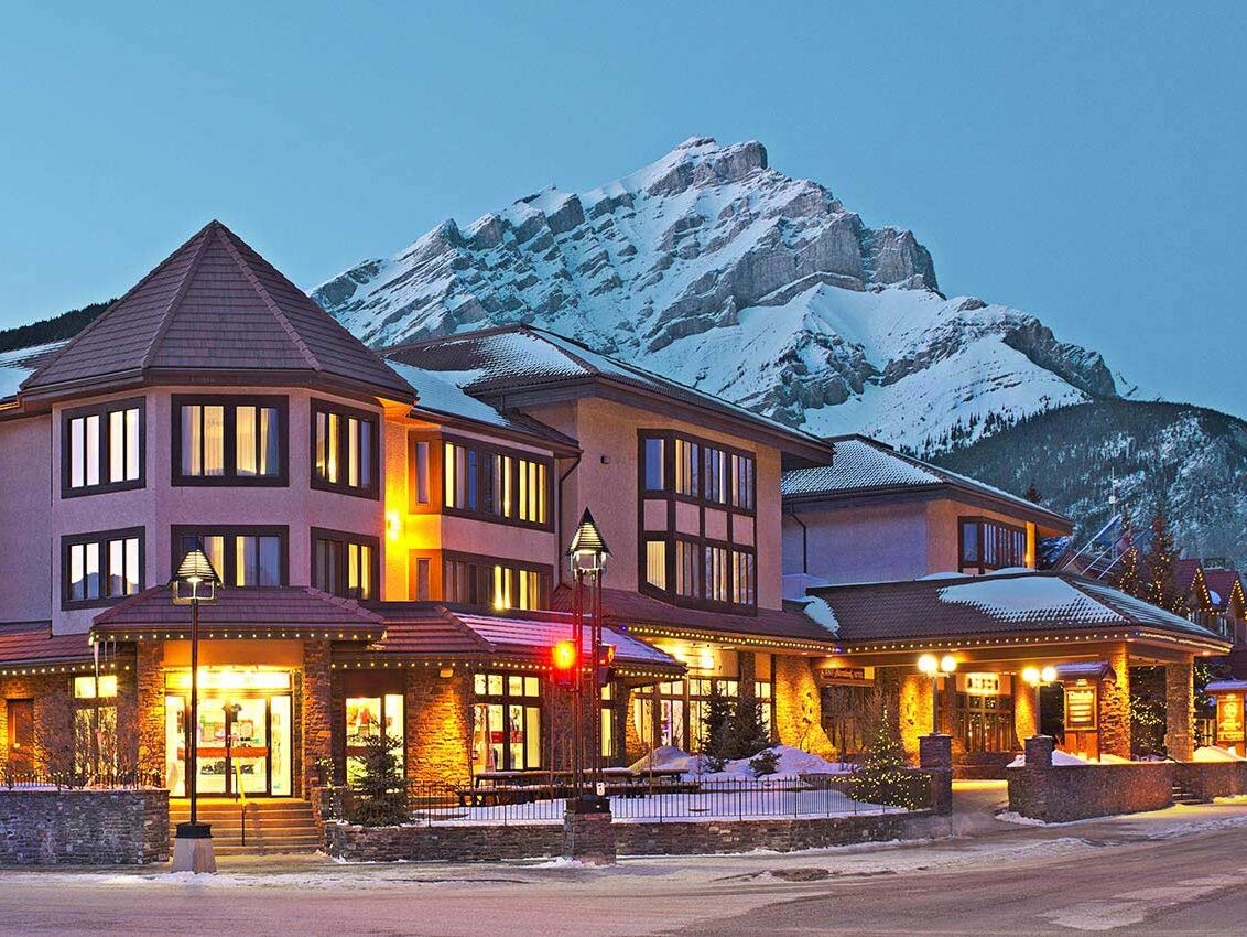 Picture of The Elk & Avenue Hotel