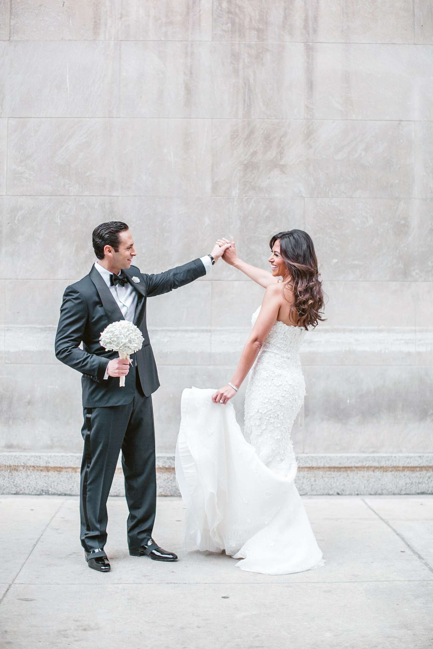 Oscar de la Renta Floral Applique Wedding Dress