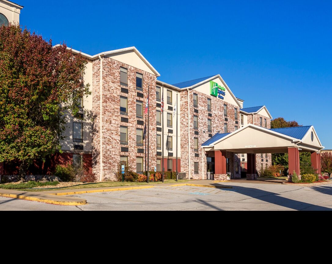 Picture of Holiday Inn Express & Suites Harrison Ar