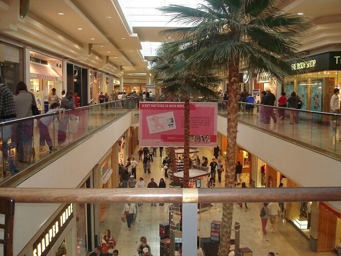 Picture of Woodland Hills Mall