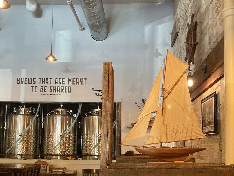 Picture of Harbor Light Brewery