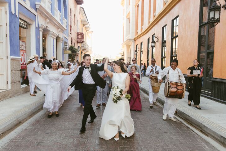 Sara	Villegas met Ryan Keech at Penn State University, and they eventually moved Portland, Oregon, together. The couple decided on a destination weddi