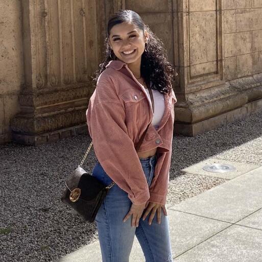 Kiana 