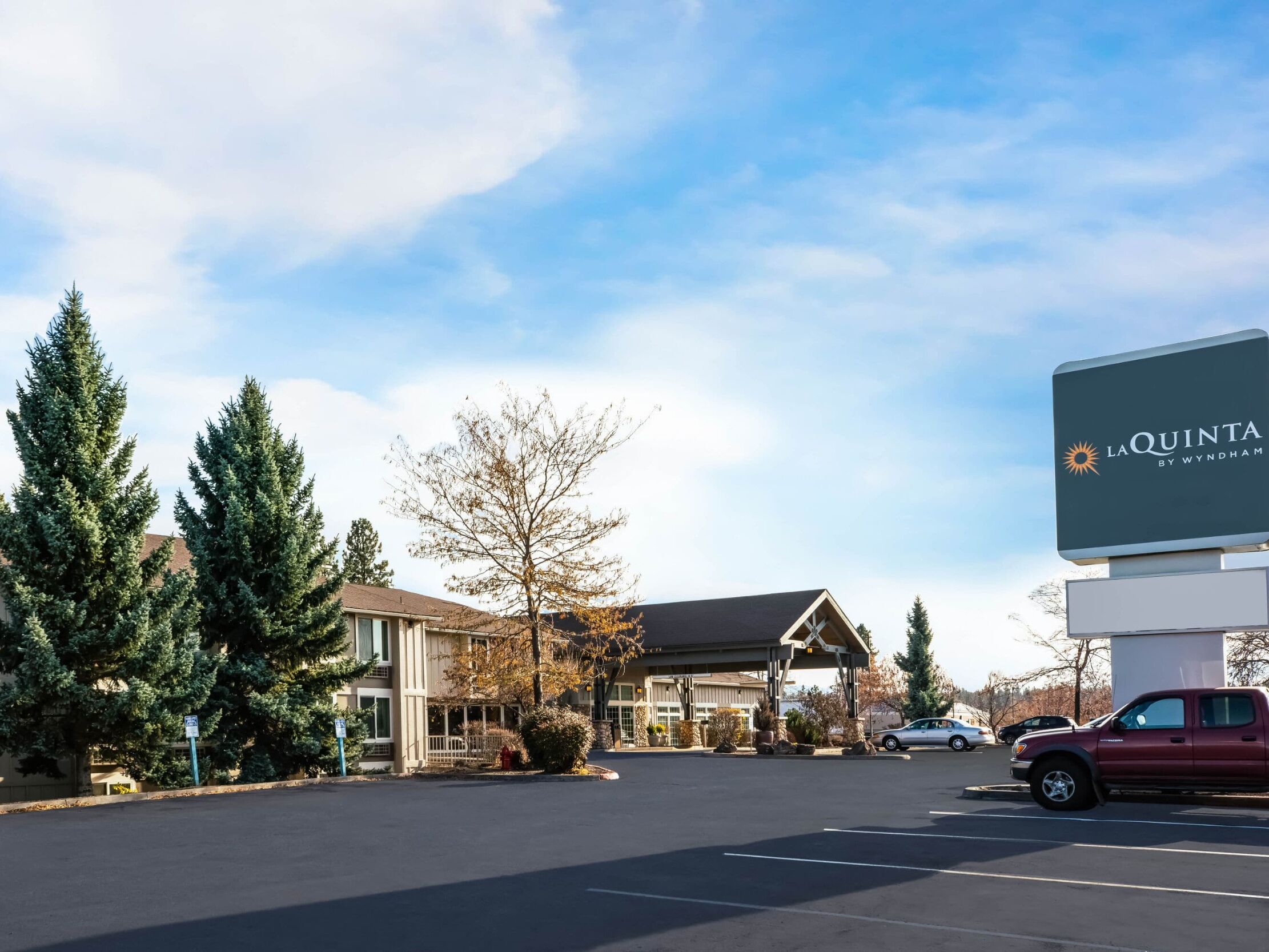 Picture of La Quinta Inn