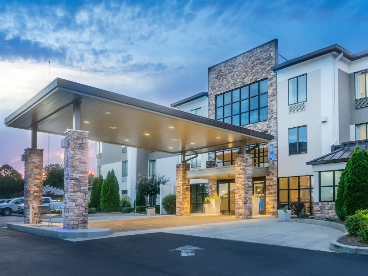 Picture of Holiday Inn Express & Suites Fort Payne, an IHG Hotel