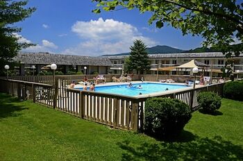 Picture of Best Western Mountain Lodge at Banner Elk