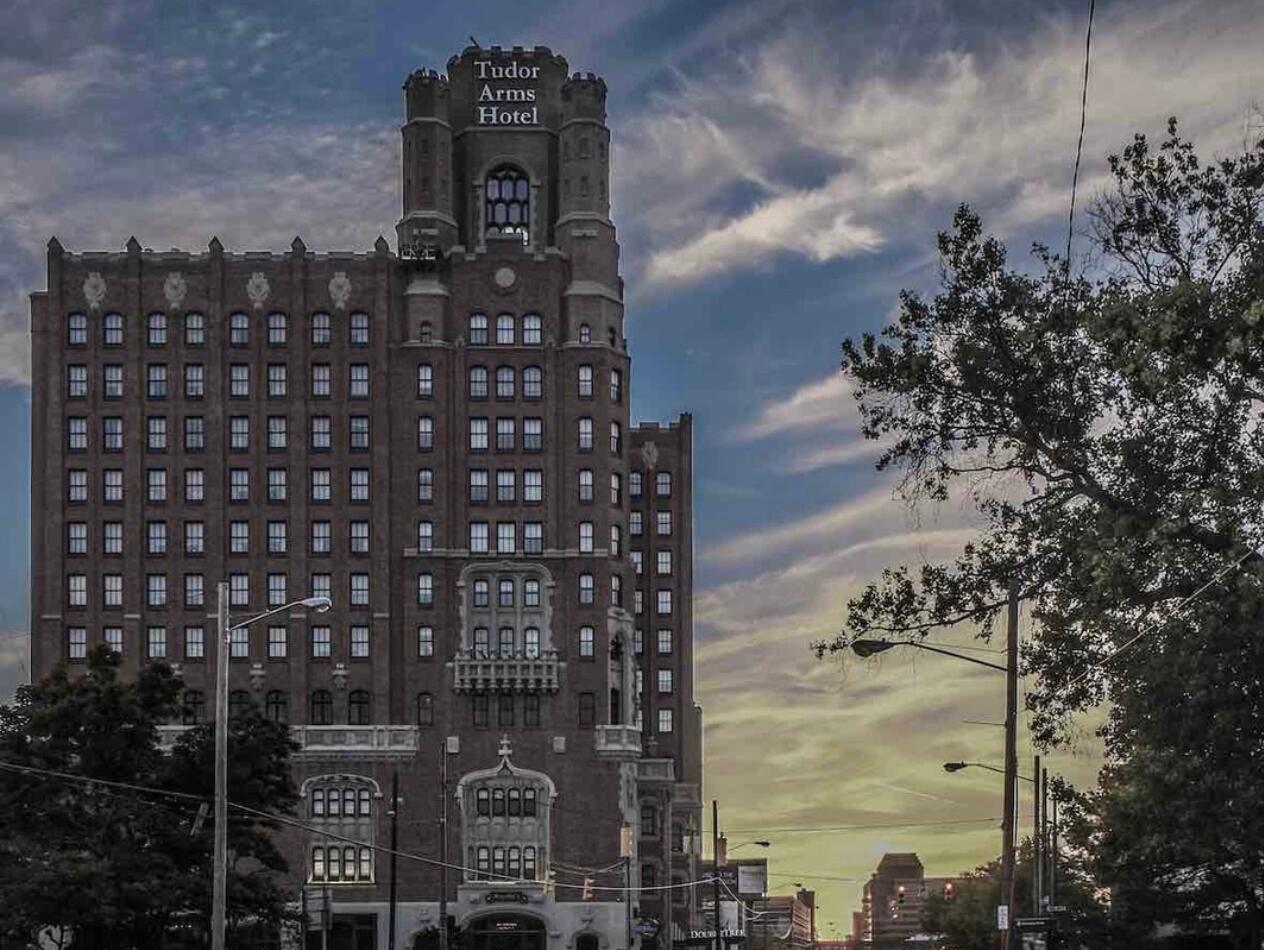 Picture of The Tudor Arms Hotel- DoubleTree by Hilton