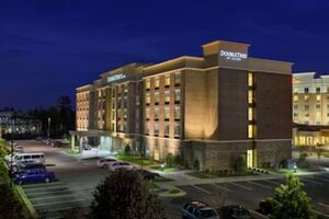Picture of DoubleTree by Hilton Raleigh Cary (15 minutes drive to venues)