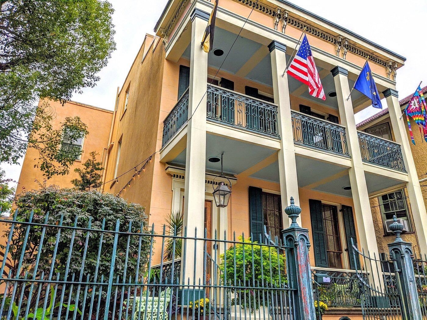 Picture of Parisian Courtyard Inn Bed and Breakfast New Orleans