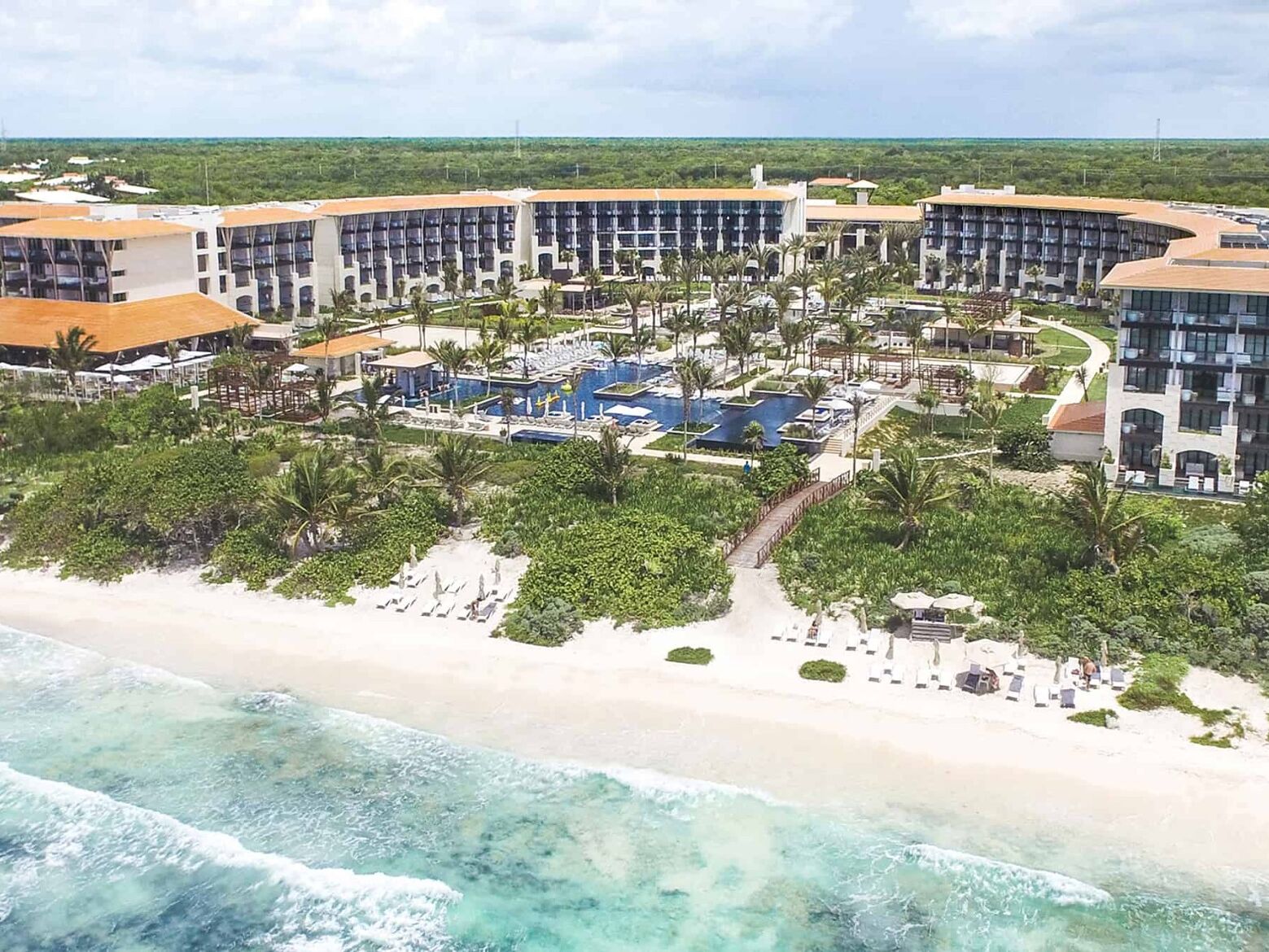 Picture of UNICO 20°87° Booking Information