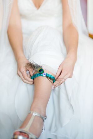 Peacock Styled Garder on Bride