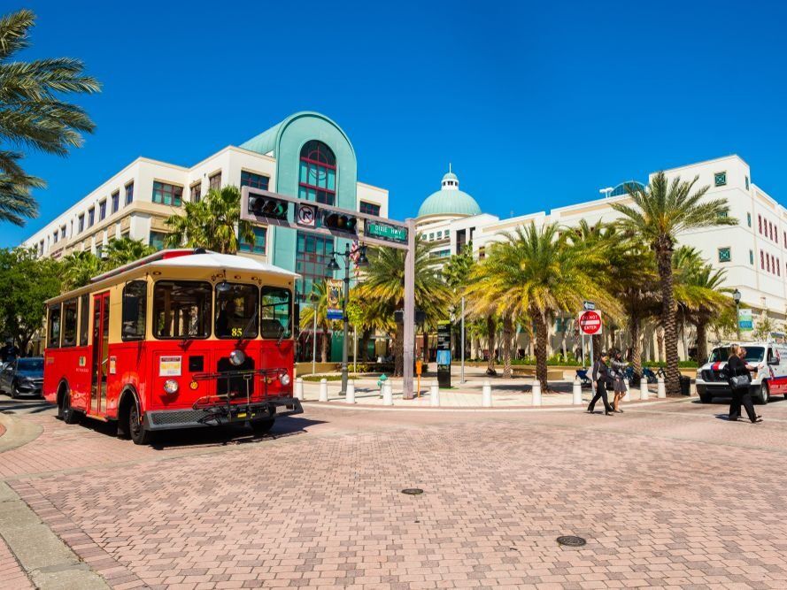 Picture of Clematis Street