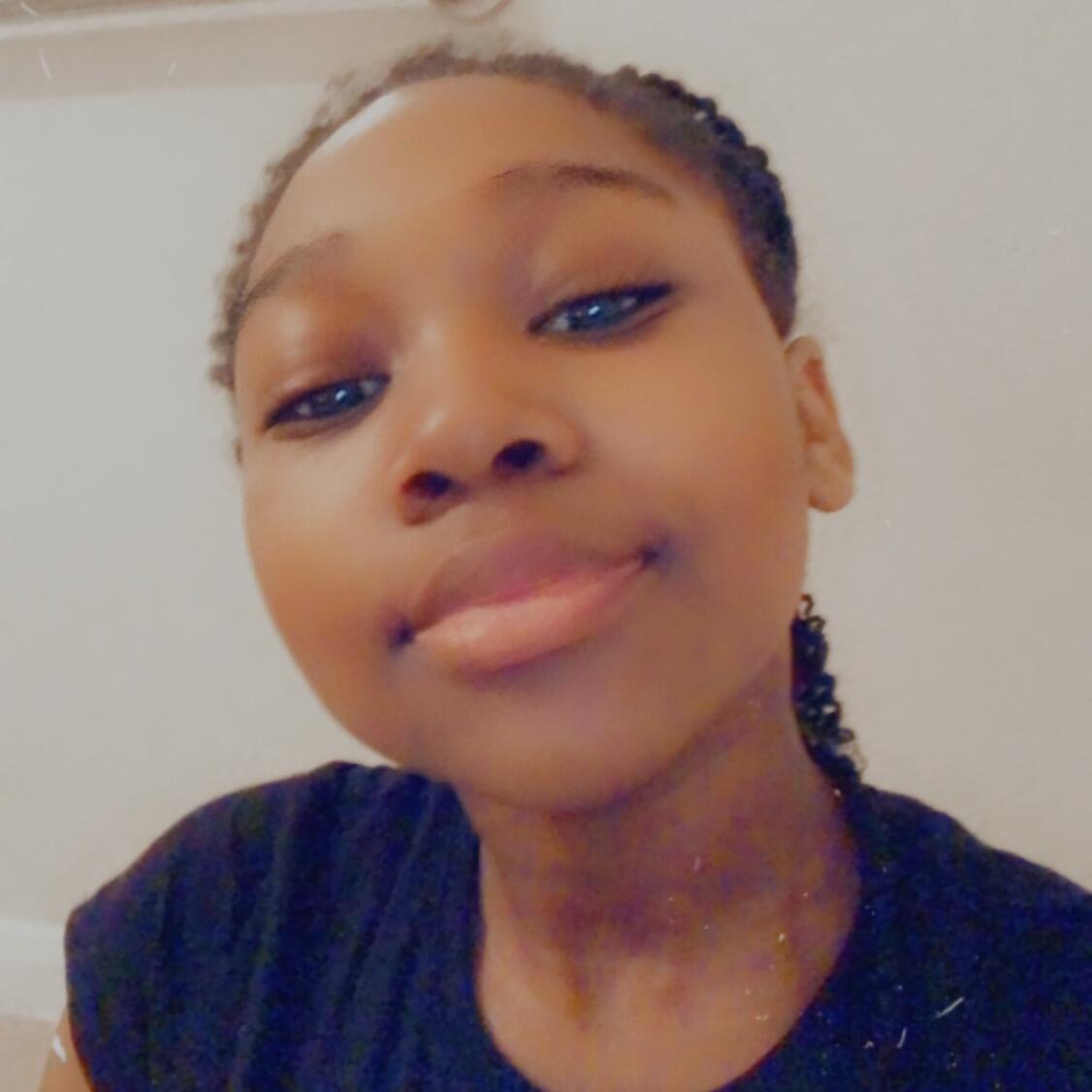 Sa'Raelynne Lee
