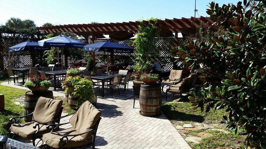 Picture of Coasters Pub & Biergarten.