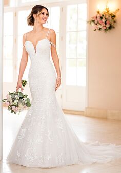 Stella York 6743 Fit-and-Flare Wedding Dress