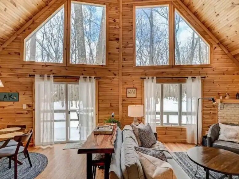Picture of Pine Lodge