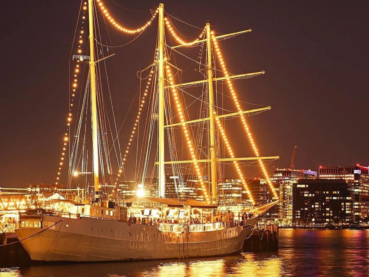 Picture of The Tall Ship Boston