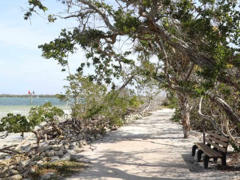 Picture of De Soto National Memorial - Visitor Center