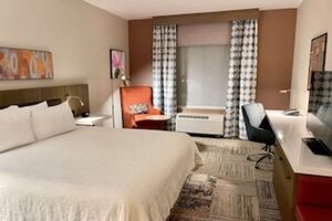 Picture of TownePlace Suites by Marriott Oconomowoc