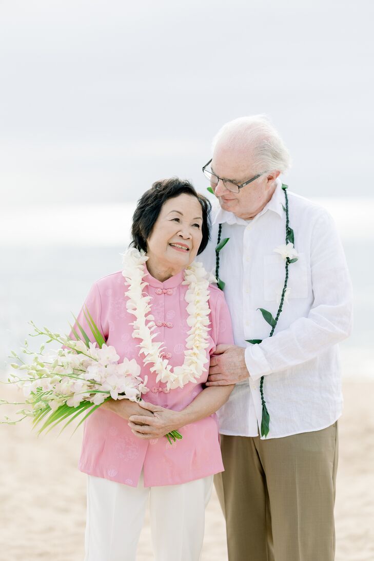 Shuk-Chong and Frederick (Fred) Thomas celebrated a milestone anniversary in November 2022 and decided to mark such a beautiful occasion with a seasid