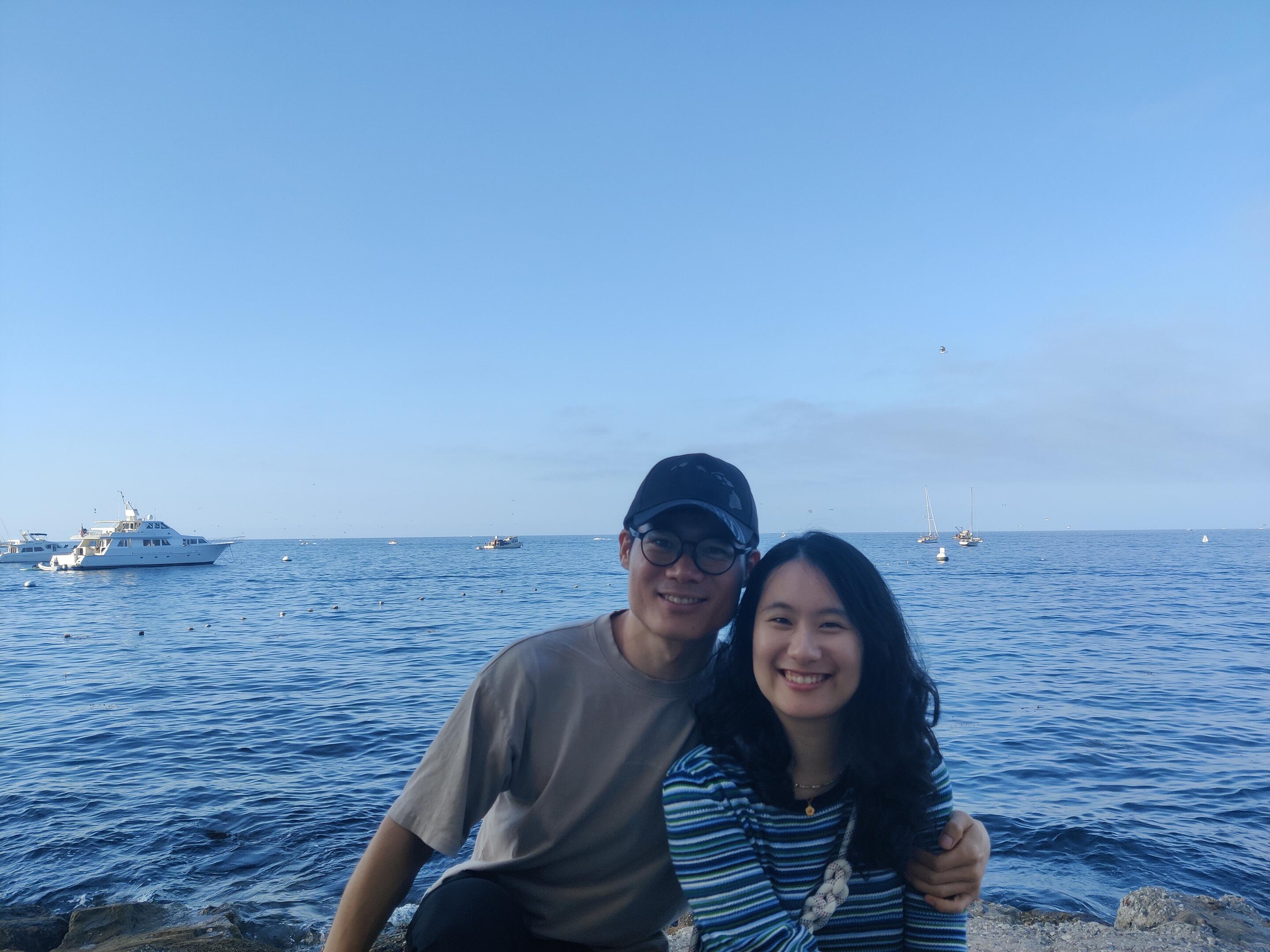 第一次一起去卡特里娜岛徒步。
Our first hike together on Catalina Island.